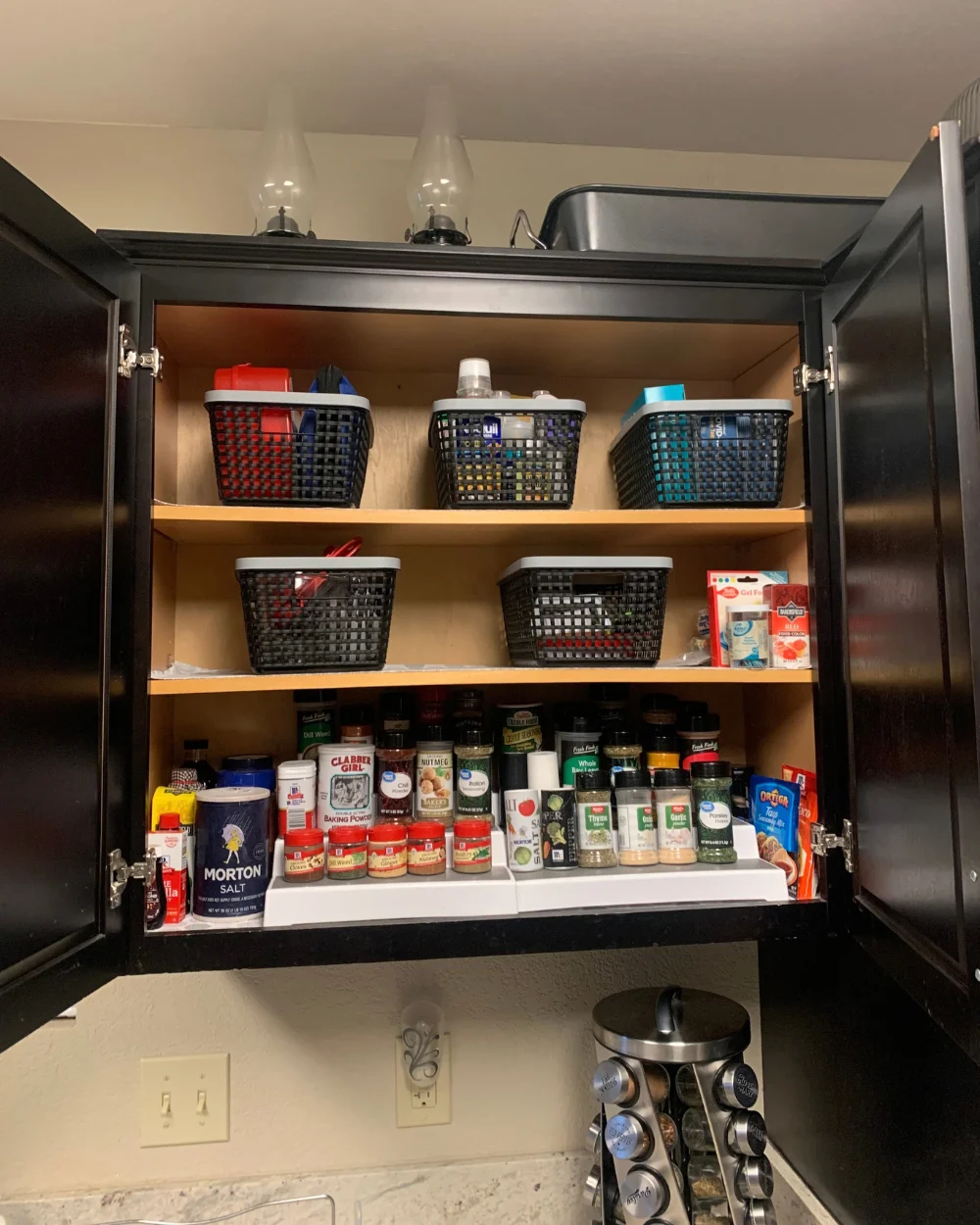 Kitchen cupboard after organizing